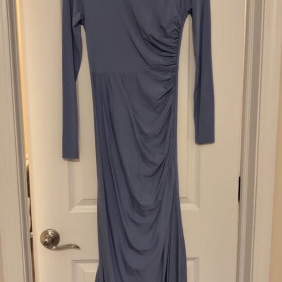Solid Ruched Maxi Dress - Picture 3 of 4